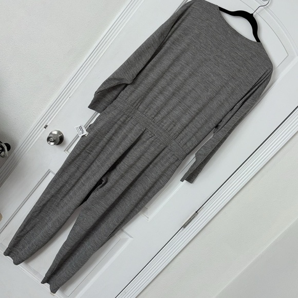 Nwt Vuori lux long sleeve romper clay heather L - Picture 7 of 10
